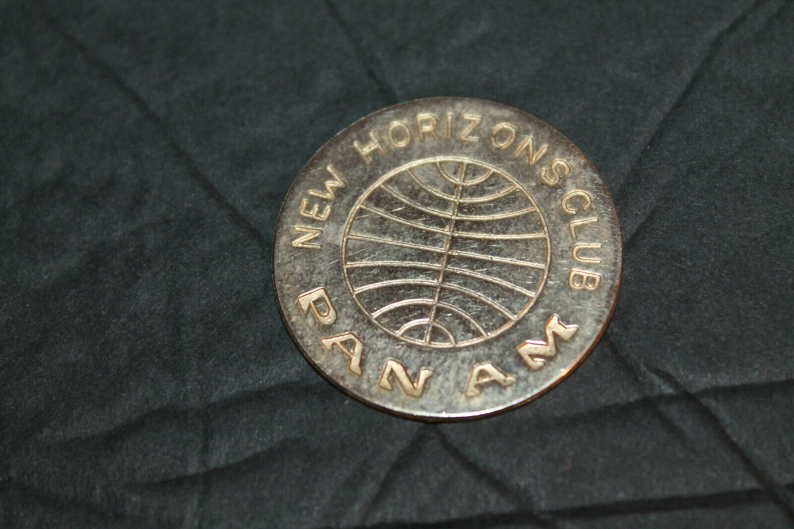 Medal:  PAN AM NEW HORIZONS CLUB   Pan Am logo. Blank back.   1960's.