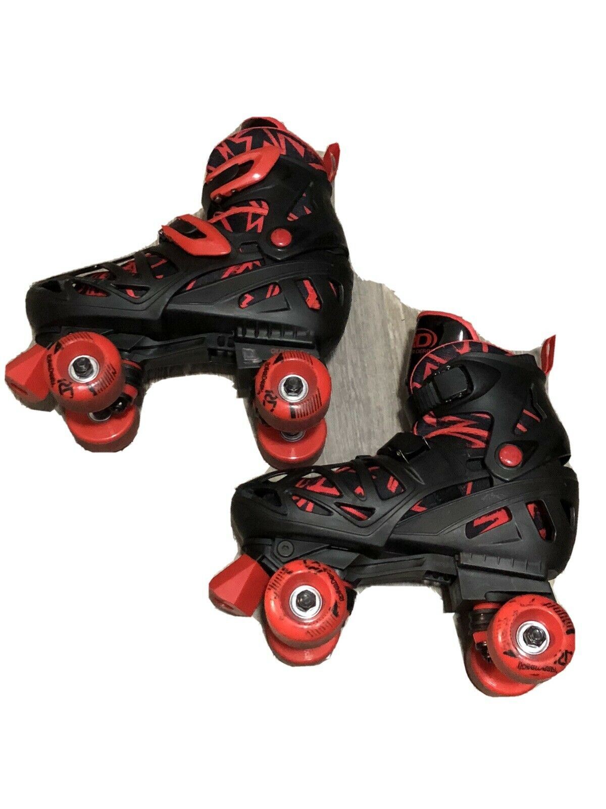 Roller Derby Boy's Adjustable Size 3-6 Roller Skates Black Red